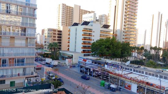 Apartamento con 1 dormitorio y terraza acristalada en zona Rincon de Loix. - ALICANTE