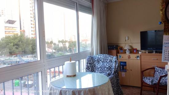 Apartamento con 1 dormitorio y terraza acristalada en zona Rincon de Loix. - ALICANTE