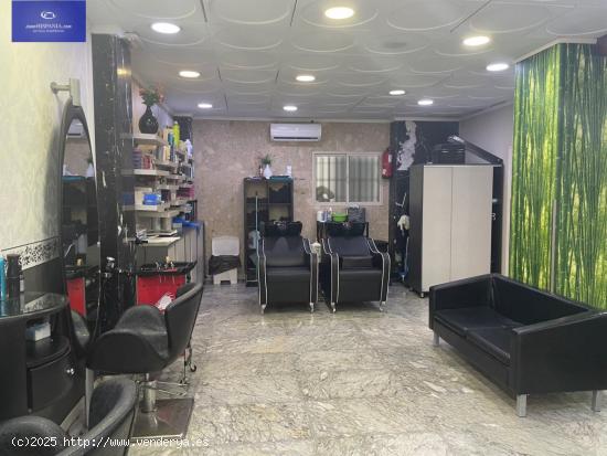 Se alquila local comercial en zona Residencia. - CADIZ