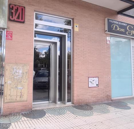 OPORTUNIDAD SE VENDE PLAZA DE GARAJE EN CALLE REINA VICTORIA¡¡ - MURCIA