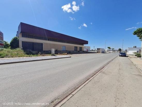 Nave industrial en Cintruenigo - NAVARRA