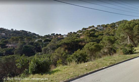 SE VENDE TERRENO URBANO EN SANT CEBRIA DE VALLALTA, URBANIZACIÓN CAN PALAU - BARCELONA