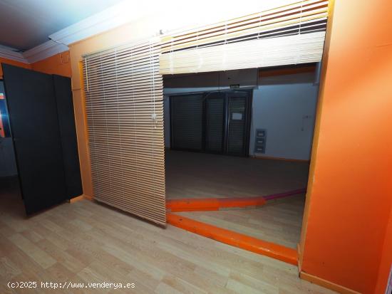 SE VENDE LOCAL COMERCIAL EN CASTELLAR DEL VALLÉS, ZONA EIXAMPLE - BARCELONA