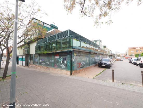  SE VENDEN DOS LOCALES COMERCIALES EN TERRASSA, ZONA ESPORTIVA - BARCELONA 