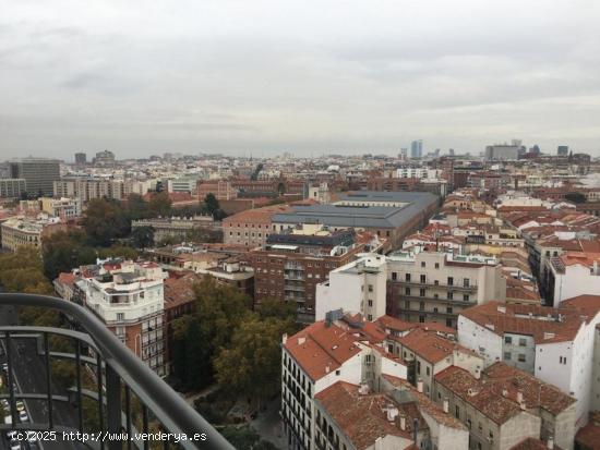 Redfrin alquila ESPECTACULAR piso en en edificio exclusivo. - MADRID