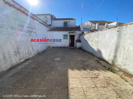 CASA CON TEJADO NUEVO EN LA ALDEA DE OJUELOS ALTOS - CORDOBA