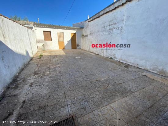 CASA CON TEJADO NUEVO EN LA ALDEA DE OJUELOS ALTOS - CORDOBA