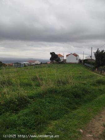  TERRENO CON VISTAS AL MAR EN CASTIÑEIRAS - A CORUÑA 