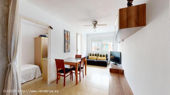 PISO DE 2 HABITACIONES Y BALCÓN EN BARBERÀ DEL VALLÈS - BARCELONA