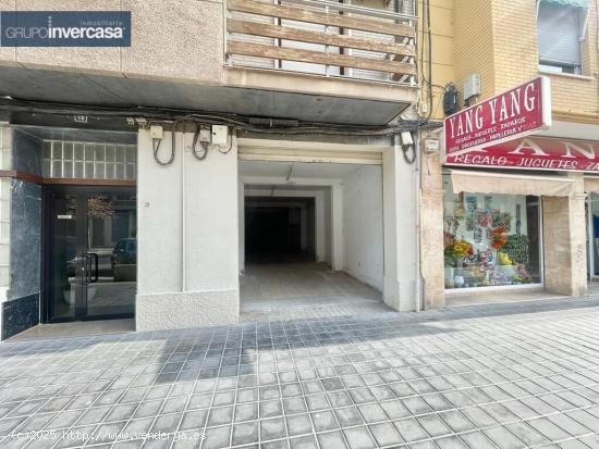 Local en 1º linea comercial en zona Mercadona / Ambulatorio de Quart de Poblet - VALENCIA