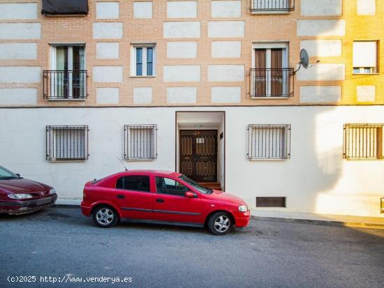 Garaje en venta en calle Academia, 13, Tielmes, Madrid - MADRID