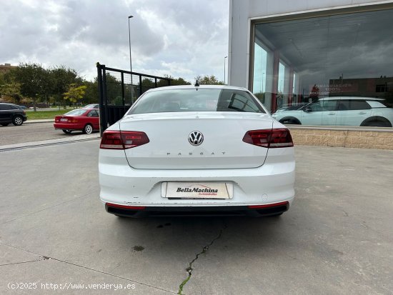 Volkswagen Passat 2.0 TDI 110kW (150CV) - Parla