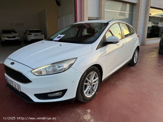 Ford Focus 1.0 Ecoboost Auto-St.-St. 125cv Trend+ - Alzira