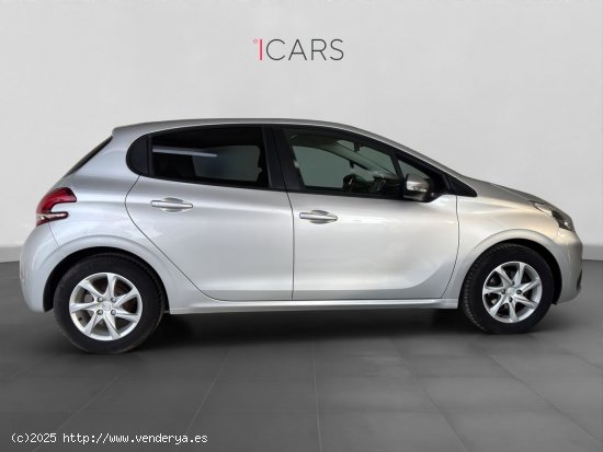 Peugeot 208 5P ACTIVE 1.2 VTi 82 - Alzira