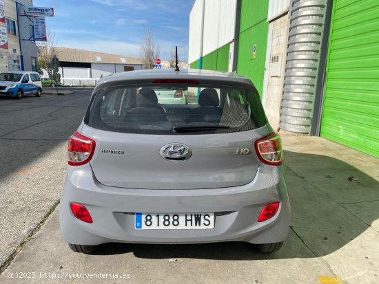 Hyundai i10 1.0 TECNO PLUS BLUE EDITION 5P NACIONAL CERTIFICADO EN CARROCERIA - Malaga