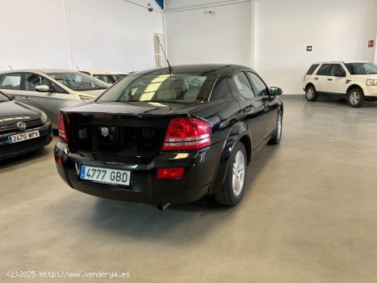 DODGE Avenger en venta en Castuera (Badajoz) - Castuera