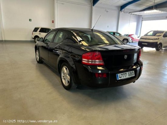 DODGE Avenger en venta en Castuera (Badajoz) - Castuera