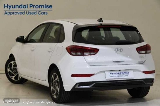 Hyundai i30 1.0 TGDI Klass 48V 100 de 2024 con 5.288 Km por 23.500 EUR. en Madrid