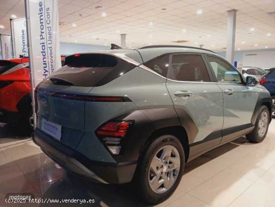 Hyundai Kona 1.0 TGDI Tecno 4x2 de 2024 con 15 Km por 30.250 EUR. en Almeria