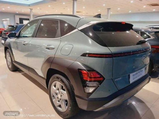 Hyundai Kona 1.0 TGDI Tecno 4x2 de 2024 con 15 Km por 30.250 EUR. en Almeria