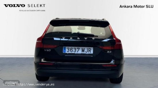 Volvo V 60 2.0 B4 D ESSENTIAL AUTO 5P de 2023 con 9.304 Km por 39.500 EUR. en Alicante