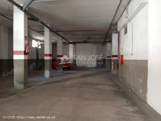 SE VENDE LOCAL COMERCIAL MUY BIEN SITUADO EN MONOVAR (ALICANTE) SPAIN - ALICANTE