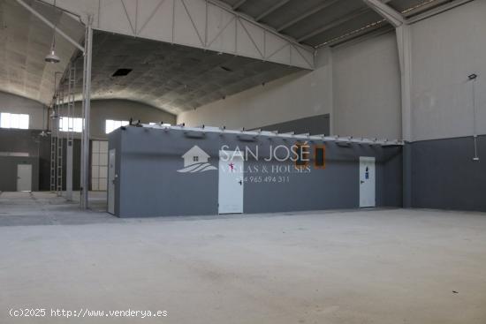 VENTA DE NAVE INDUSTRIAL EN PINOSO - ALICANTE