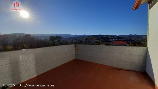 OPORTUNIDAD: CASA CON DOS HECTÁREAS DE VIÑEDOS EN PLENO RIBEIRO, CERCA DE CASAL DE ARMÁN - ORENSE