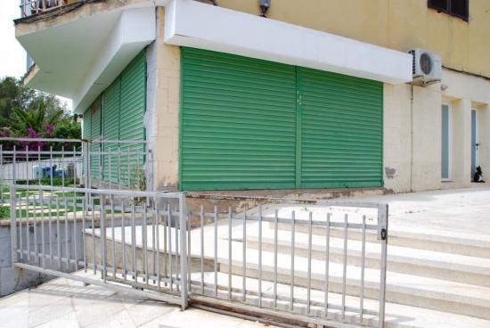 LOCAL COMERCIAL EN SEGUR DE CALAFELL - TARRAGONA