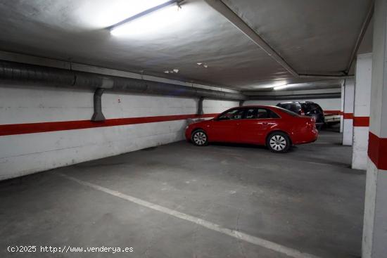 303 Plaza de garaje abierta muy amplia para coche y motos - ALICANTE