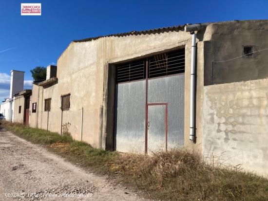 VENTA DE NAVE  Y SUELO INDUSTRIAL EN SOLLANA - VALENCIA