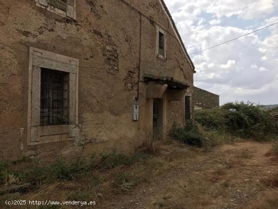 Urbis te ofrece una casa en venta en Villares de Yeltes, Salamanca. - SALAMANCA