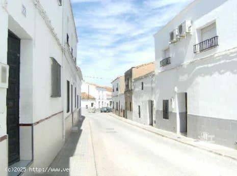  Chalet adosado en venta en Calle Cruz, 06290, Usagre (Badajoz) - BADAJOZ 