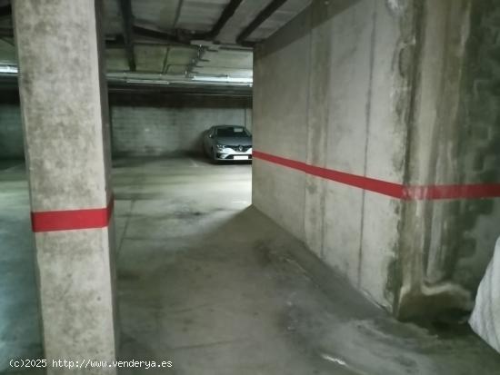 SE VENDE PLAZA DE PARKING EN VIC, ZONA CENTRO - BARCELONA