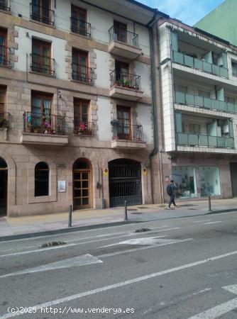  Plaza de Parking en el centro de Torrelavega - CANTABRIA 