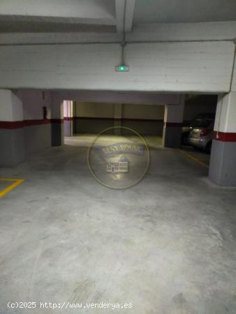 PLAZA DE GARAJE EN HISPANIDAD, EN LA PEATONAL ENRIQUE XABIER MACIAS - PONTEVEDRA