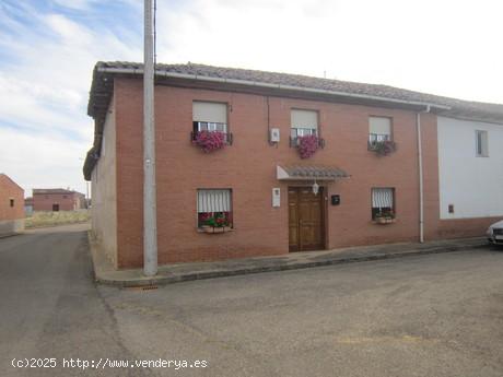  SE VENDE CASA REFORMADA EN VILLABRAZ - LEON 