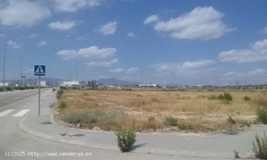 ++VENTA DE PARCELA INDUSTRIAL EN P. IND. SALADAR II, LORQUÍ++ - MURCIA