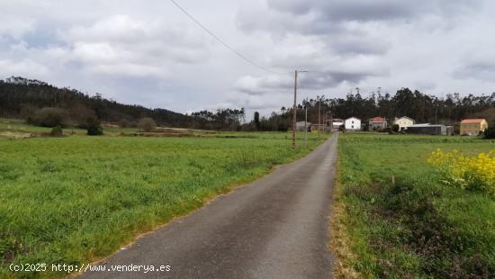 FINCA EDIFICABLE EN AMES - A CORUÑA