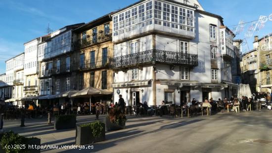  CASA  EN CASCO HISTORICO DE SANTIAGO - A CORUÑA 