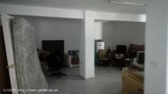 ALQUILER LOCAL COMERCIAL EN ARCOS DE LA FRONTERA, ZONA CERCANA CENTRO - CADIZ