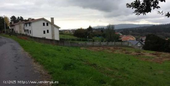 TERRENO URBANIZABLE EN LA ZONA DE ROXOS - A CORUÑA