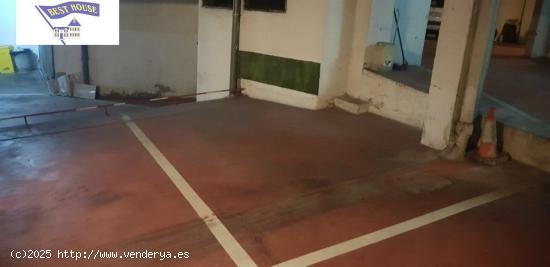 DOS PLAZAS DE GARAJE EN VENTA EN EL ENSANCHE - A CORUÑA