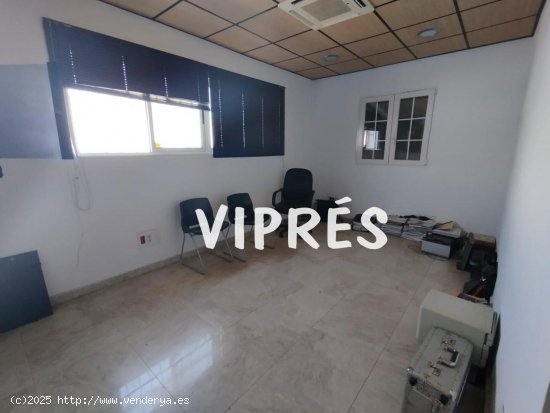 Nave en venta en Mérida (Badajoz)