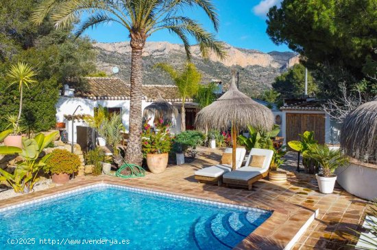 Finca en venta en Jávea (Alicante)