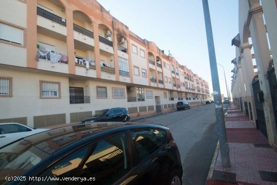 Piso en venta en San Isidro (Alicante)