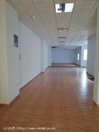 Local comercial en alquiler - CORDOBA