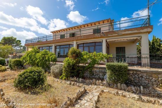  GRAN CHALET EN EL PRECIOSO PUEBLO DE GALILEA - BALEARES 