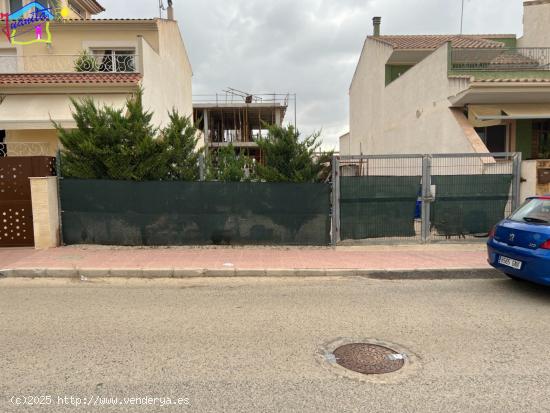 SOLAR EN LA TEJERA / CEUTI DE 220 METROS2 - MURCIA