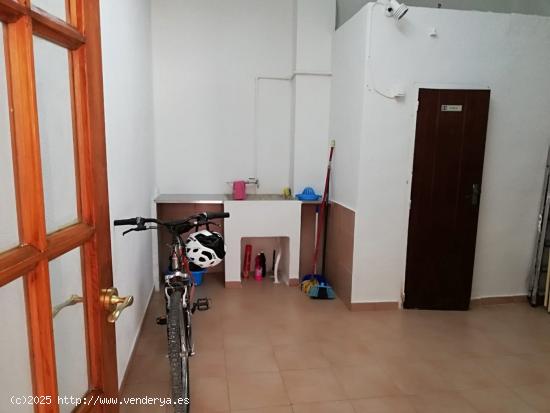 VENTA LOCAL COMERCIAL / DESPACHO EN BENIMAMET - VALENCIA